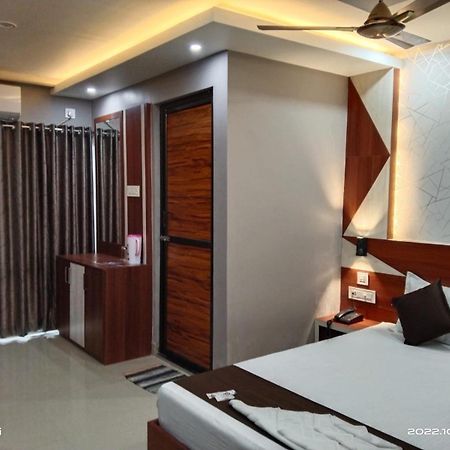 Hotel Marine Blue !! Beach Distance 50 Mts !! Digha  Exteriör bild
