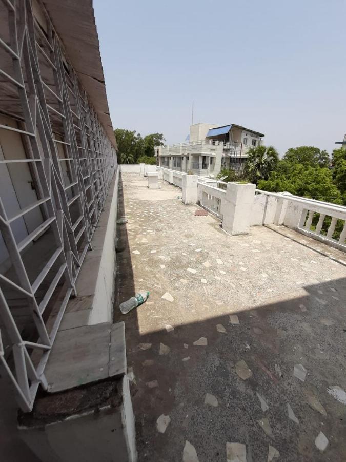 Hotel Marine Blue !! Beach Distance 50 Mts !! Digha  Exteriör bild