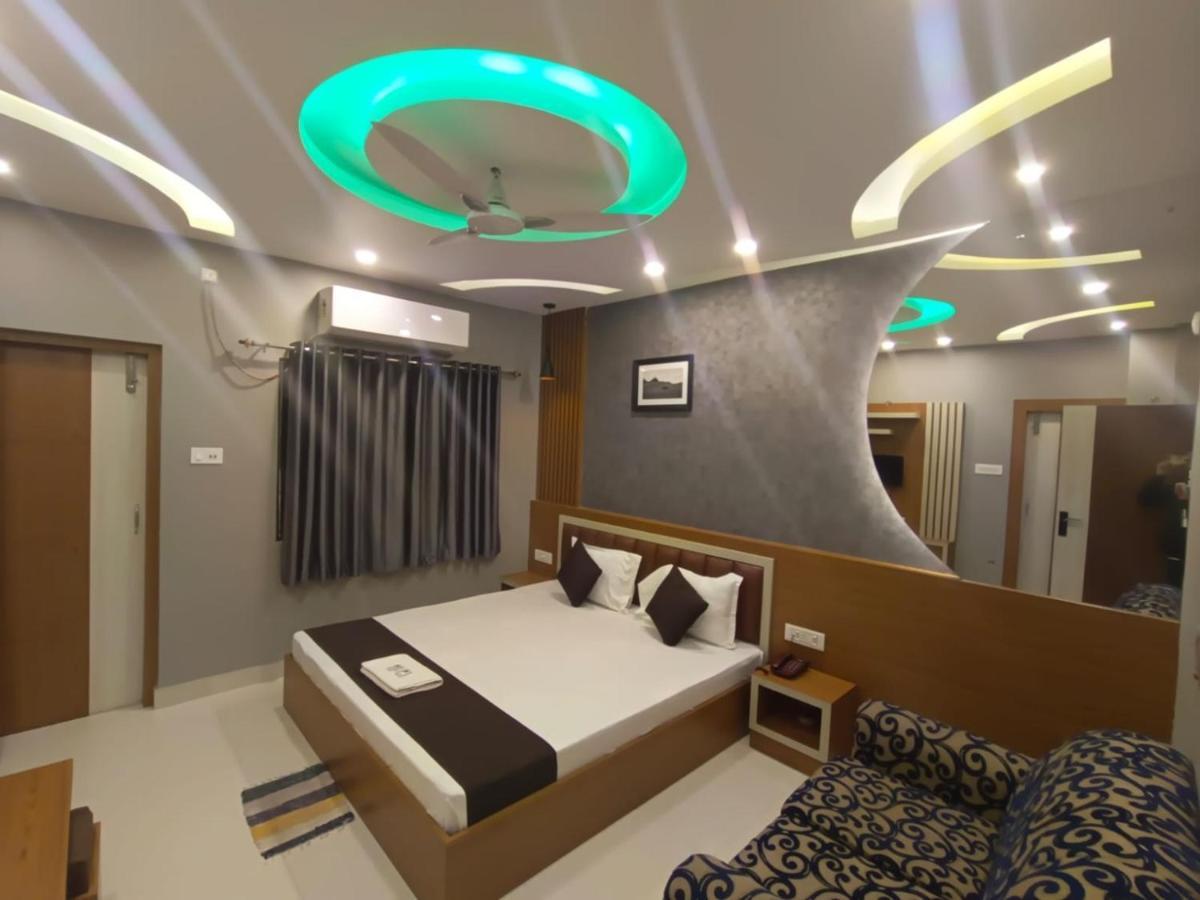 Hotel Marine Blue !! Beach Distance 50 Mts !! Digha  Exteriör bild