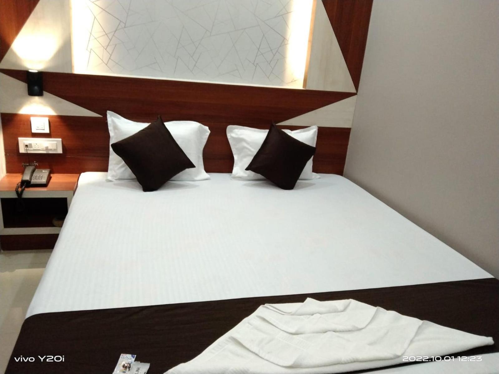 Hotel Marine Blue !! Beach Distance 50 Mts !! Digha  Exteriör bild