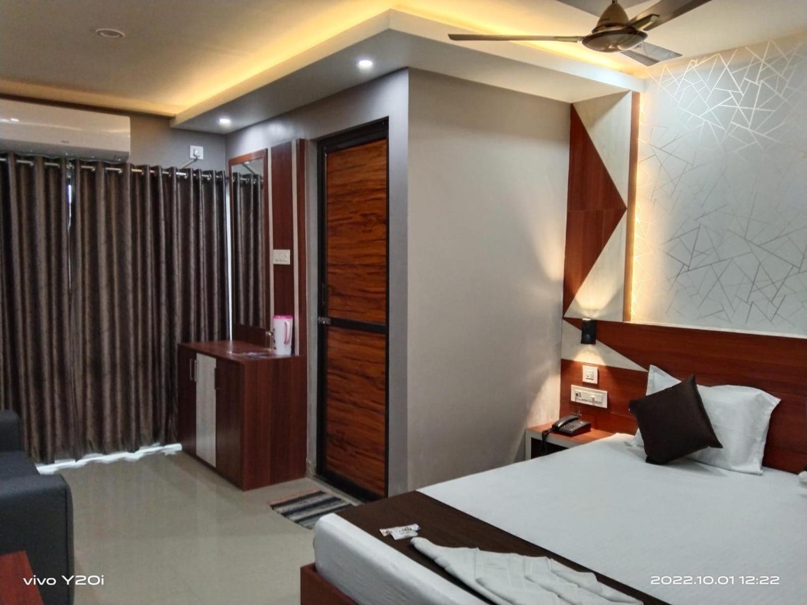 Hotel Marine Blue !! Beach Distance 50 Mts !! Digha  Exteriör bild