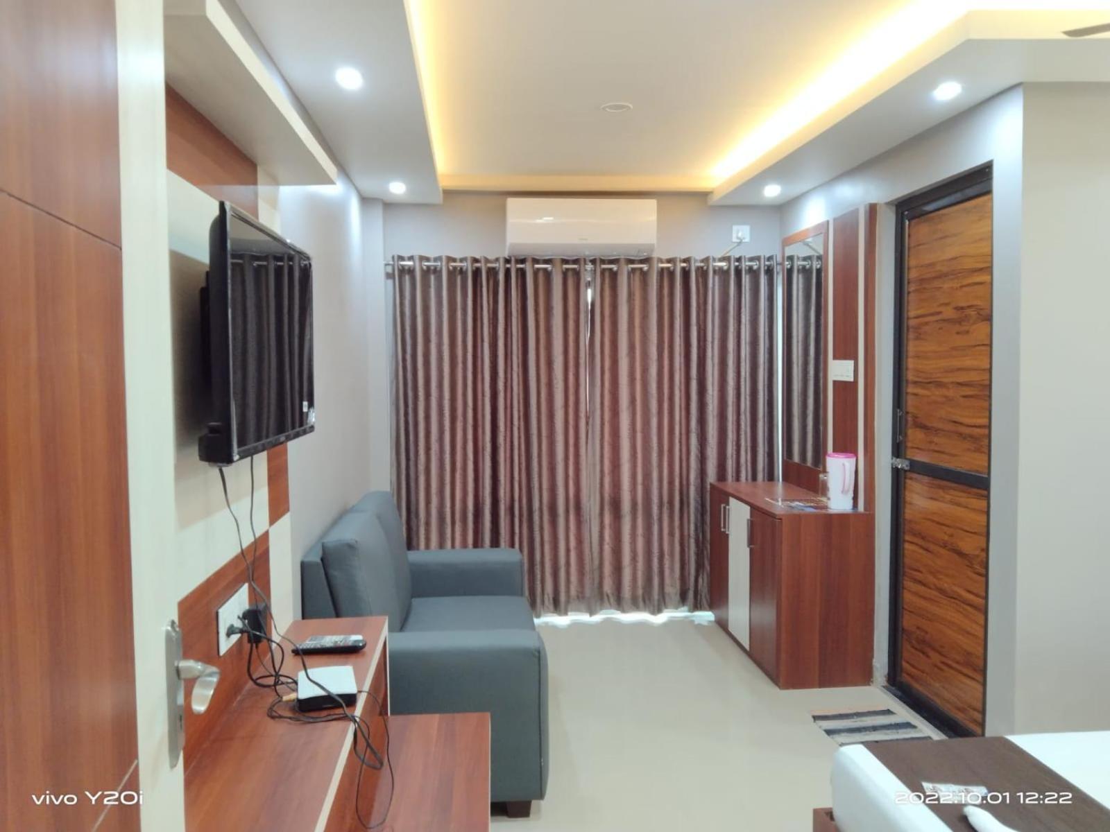 Hotel Marine Blue !! Beach Distance 50 Mts !! Digha  Exteriör bild