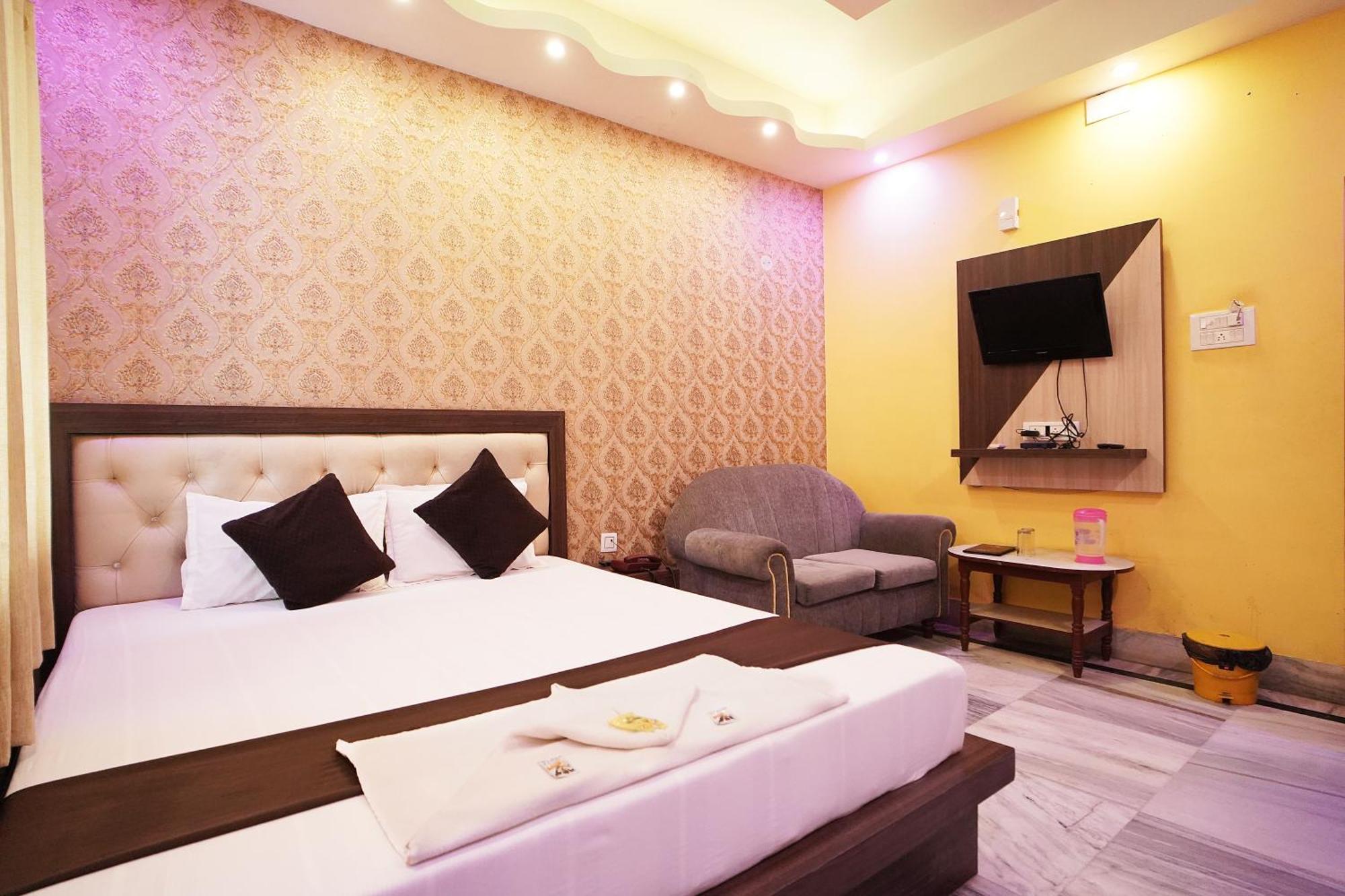 Hotel Marine Blue !! Beach Distance 50 Mts !! Digha  Exteriör bild