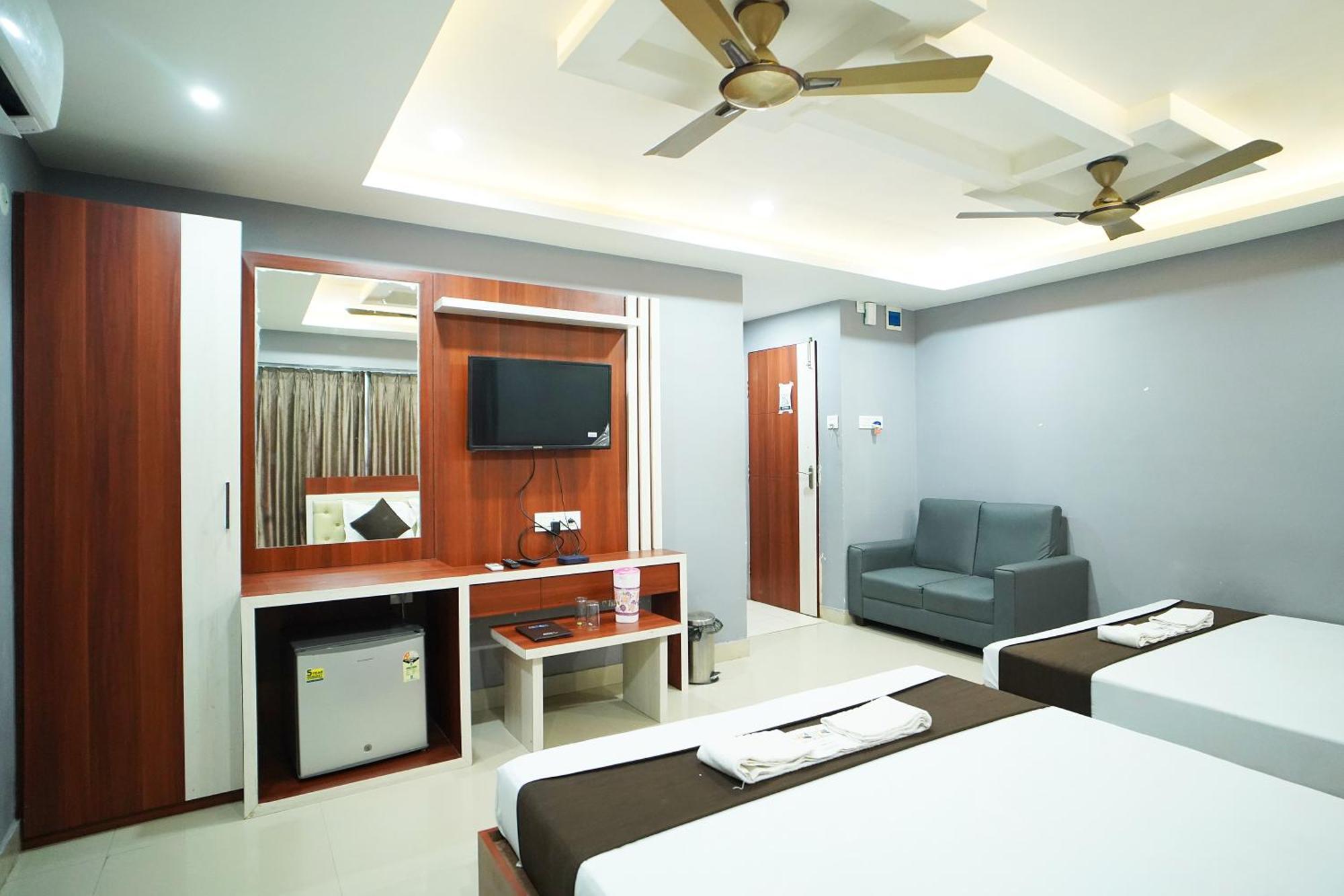Hotel Marine Blue !! Beach Distance 50 Mts !! Digha  Exteriör bild